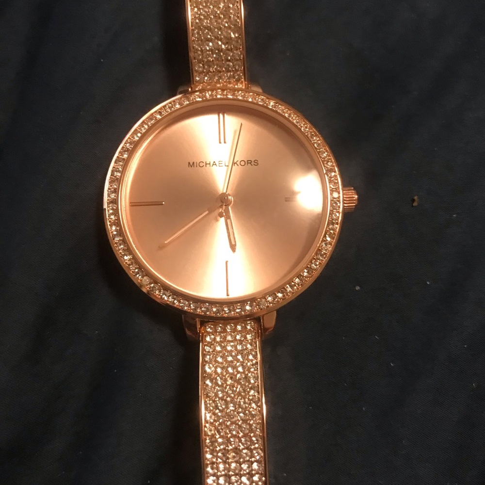 Mk watch